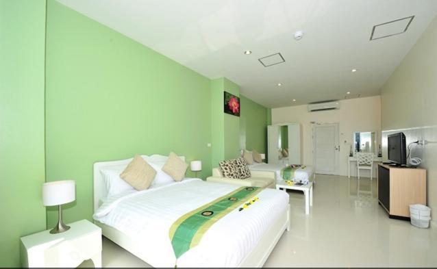 Villareal Heights Phuket Ruang foto